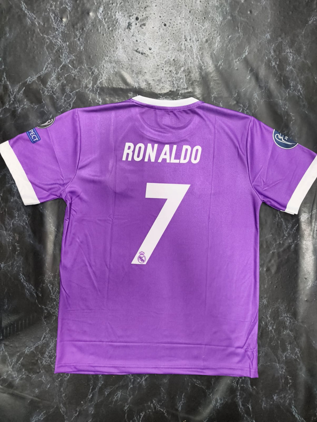 REAL MADRID 2016-17 RETRO PREMIUM EMBROIDERY