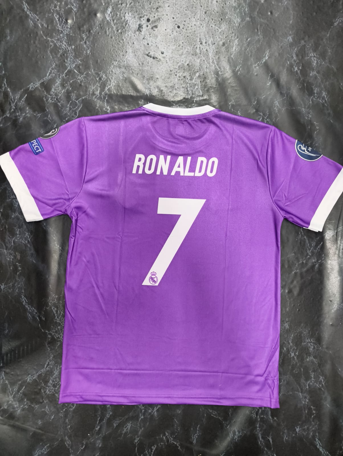 REAL MADRID 2016-17 RETRO PREMIUM EMBROIDERY