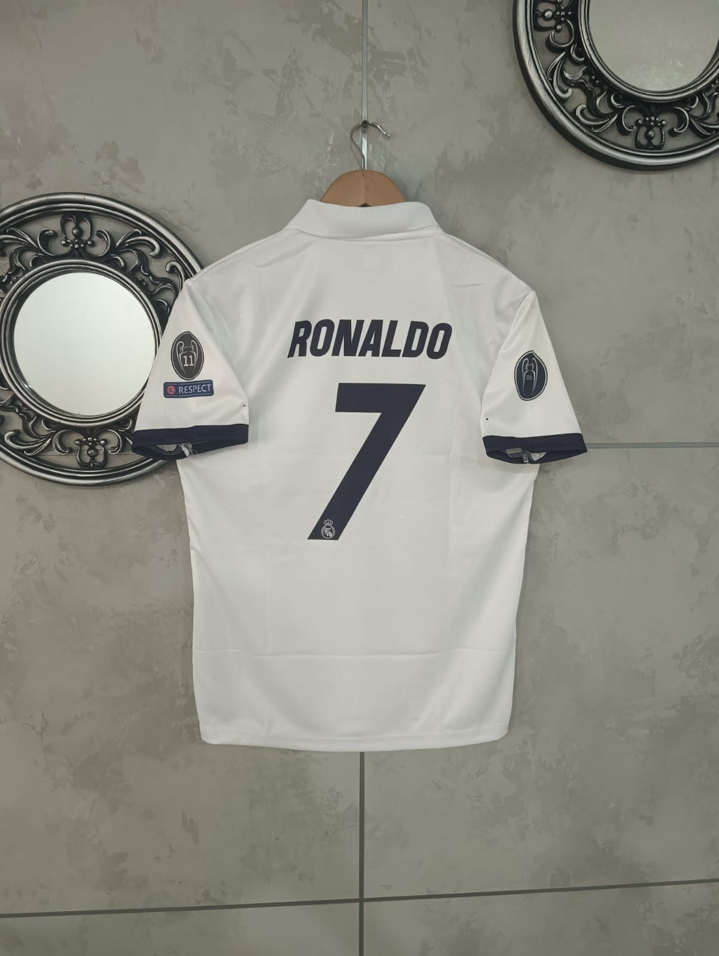 REAL MADRID 2016-17 HOME KIT PREMIUM EMBROIDERY