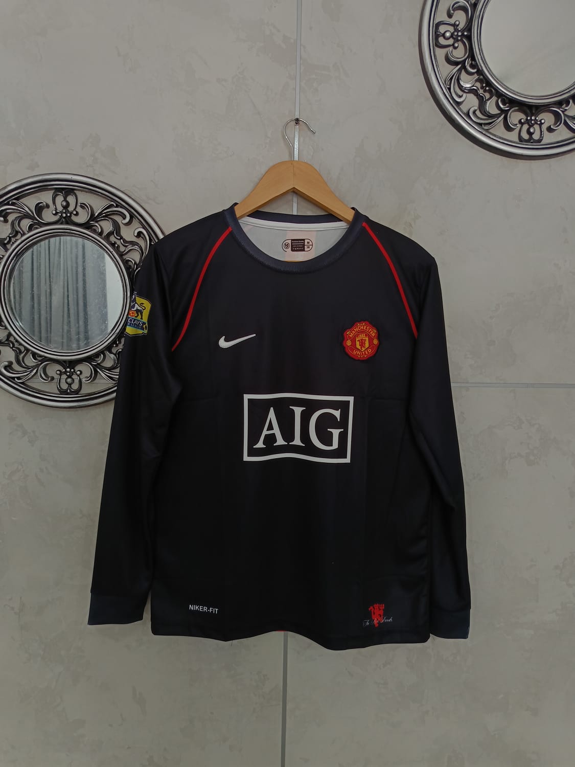 AIG 2008 MAN UNITED FULL SLEEVE PREMIUM